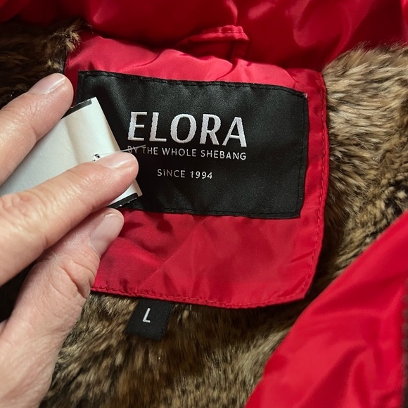 ELORA, beautiful puffer red jacket - Picture 5 of 9